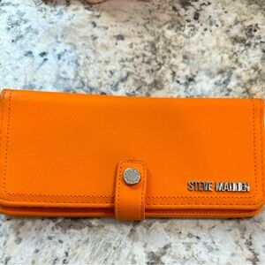 Steve Madden wallet